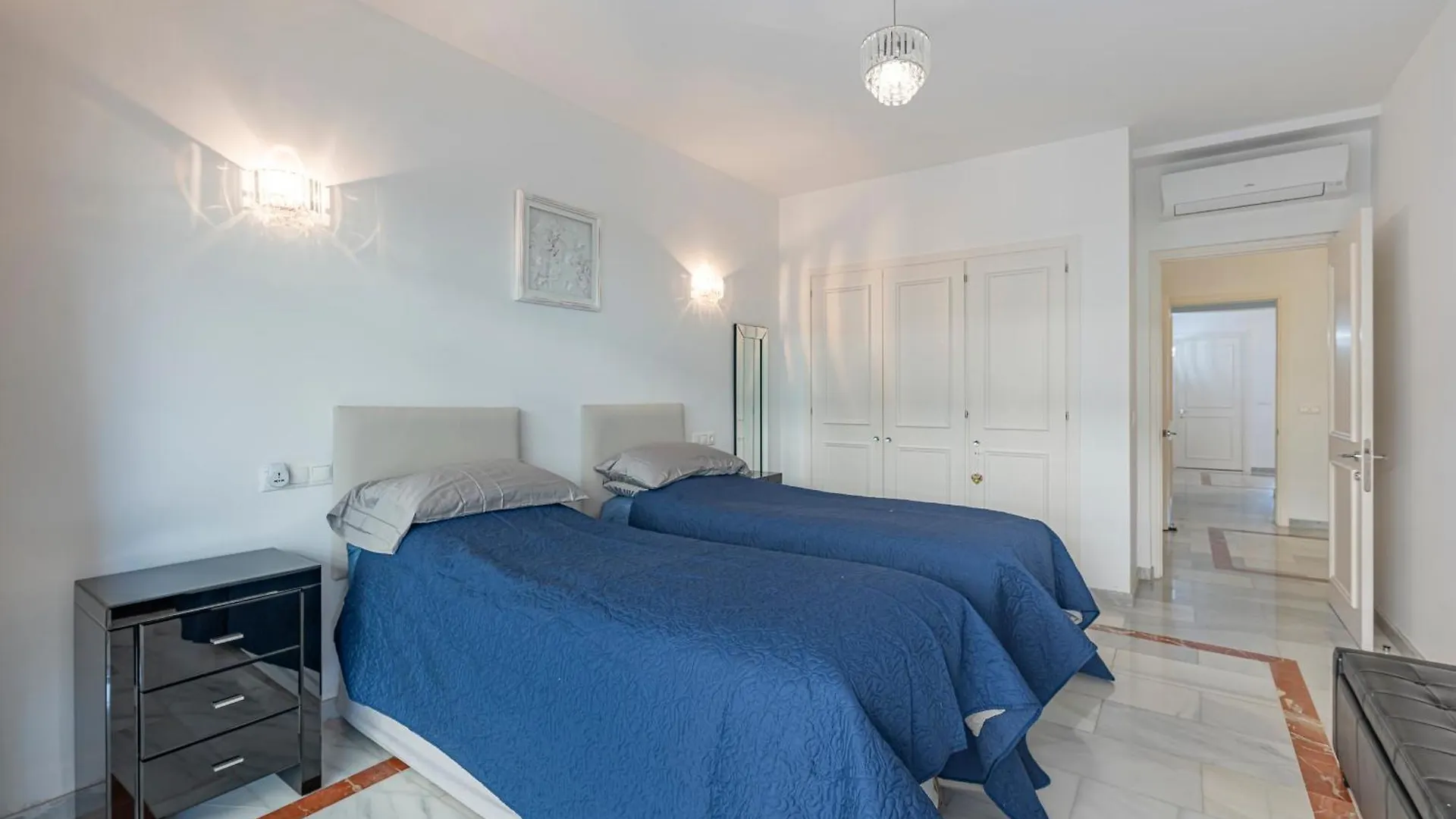 Luxury Apartment In Central Marbella With Parking And Pool