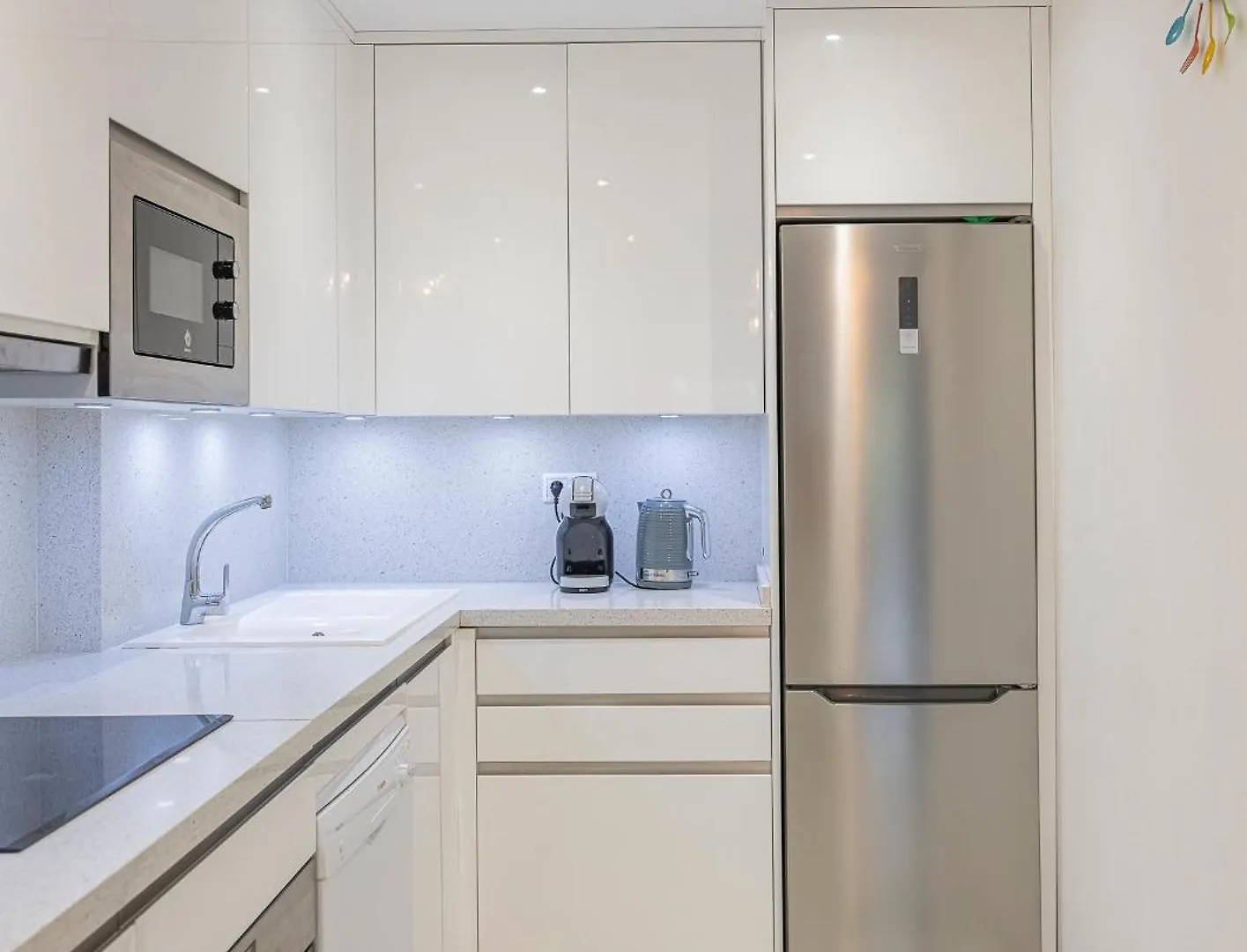 Luxury Apartment In Central Marbella With Parking And Pool