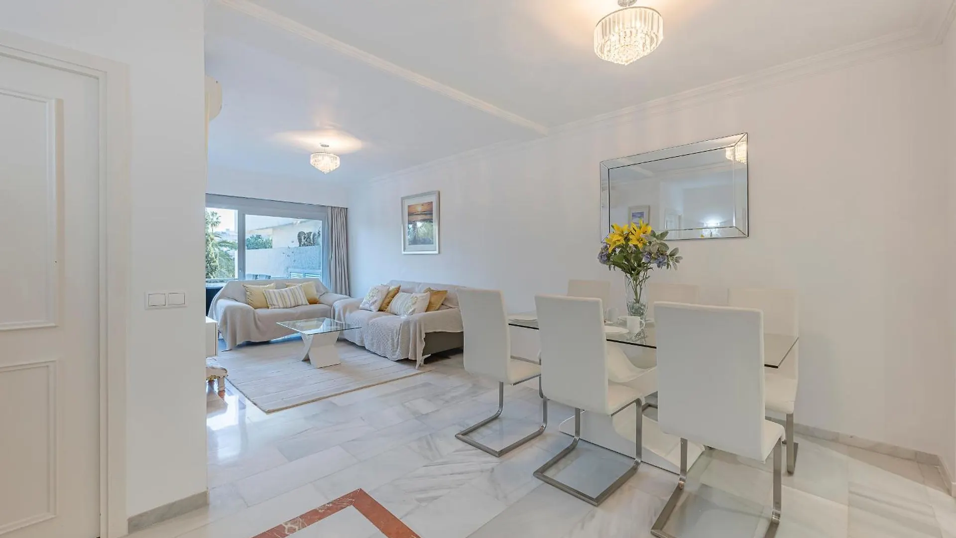 Luxury Apartment In Central Marbella With Parking And Pool 0*,